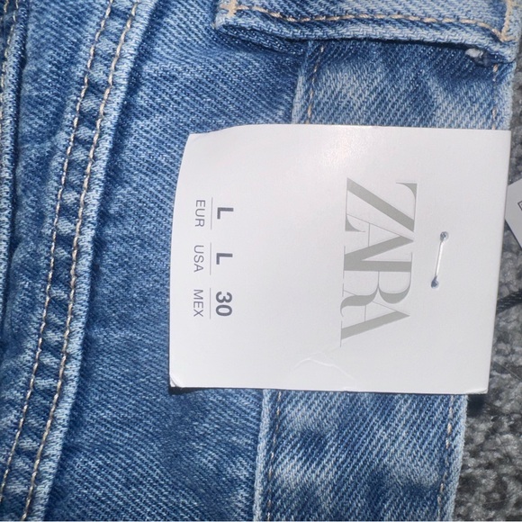 Zara Mini Jean Skirt Size Large NWT - Picture 3 of 3